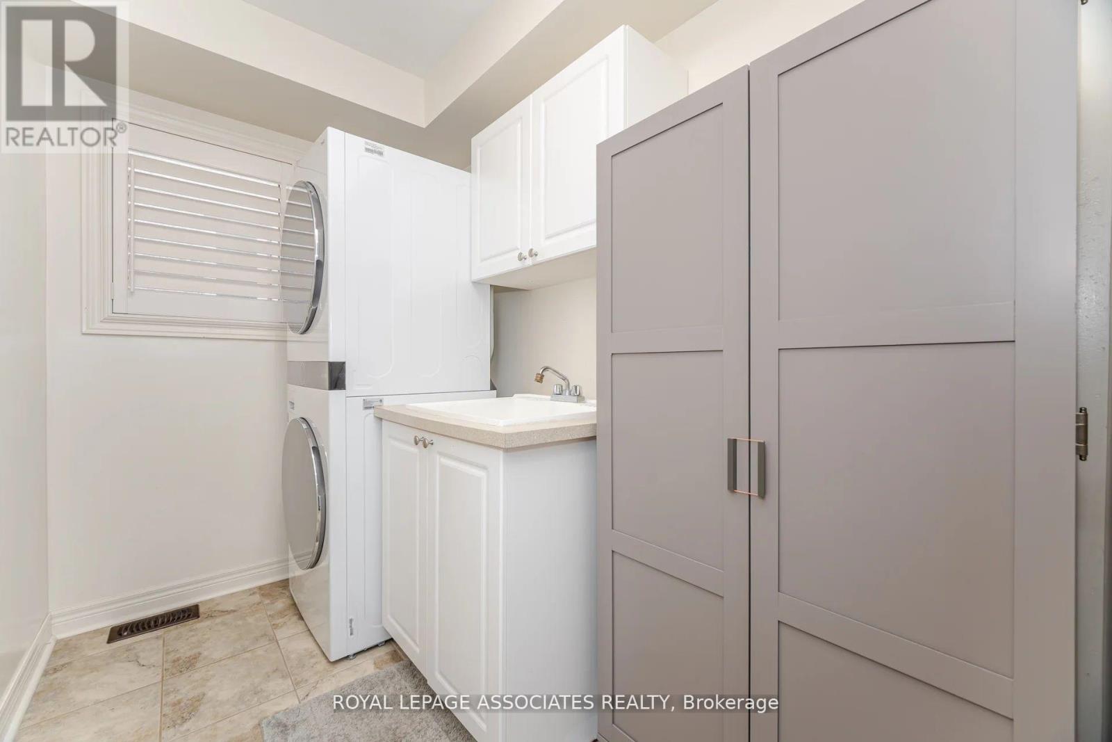 64 Atherton Avenue N, Ajax (Northwest Ajax), Ontario  L1T 0L3 - Photo 44 - E12465853