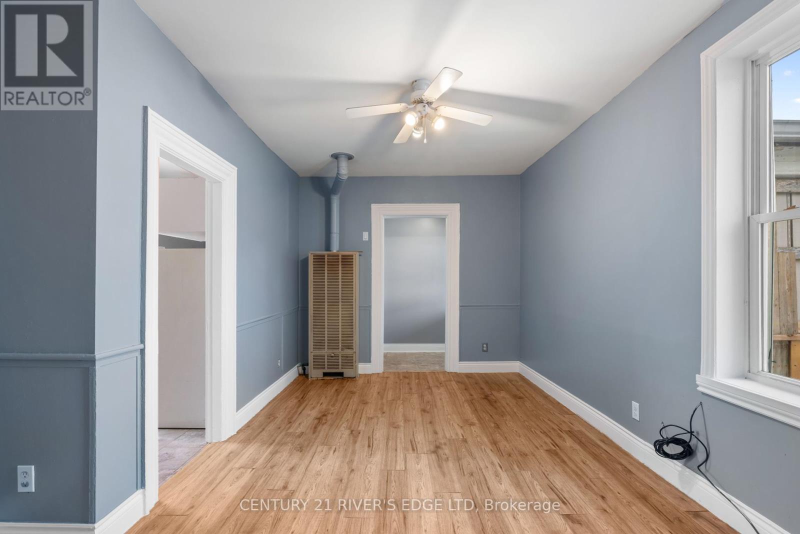621 George Street W, Prescott, Ontario  K0E 1T0 - Photo 10 - X12465997