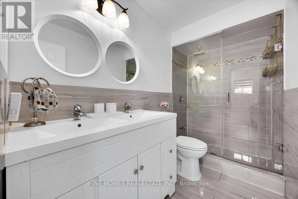 100 - 24 New Havens Way, Markham, Ontario  L3T 5G2 - Photo 12 - N12465835