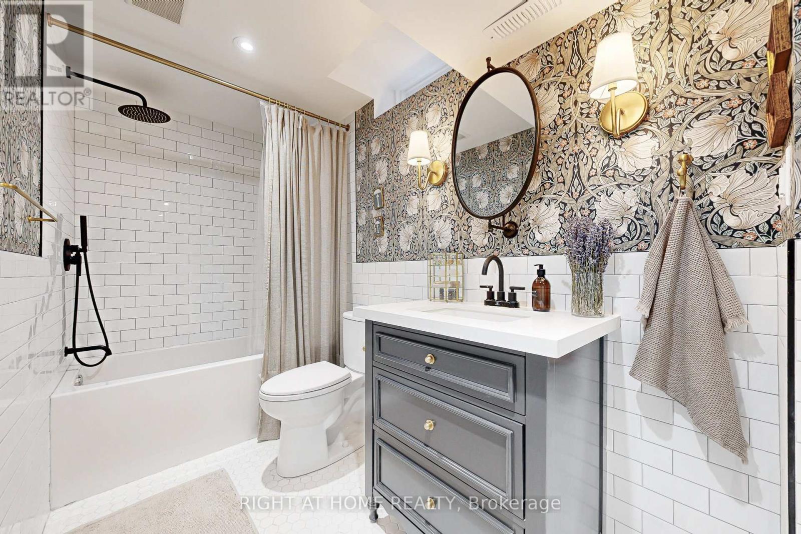 24 Cummings Court, Markham (Thornlea), Ontario  L3T 6S3 - Photo 34 - N12465849
