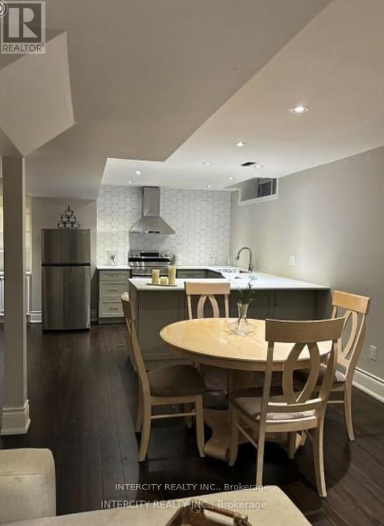 110 Lio Avenue, Vaughan, Ontario  L4H 2R9 - Photo 3 - N12465856