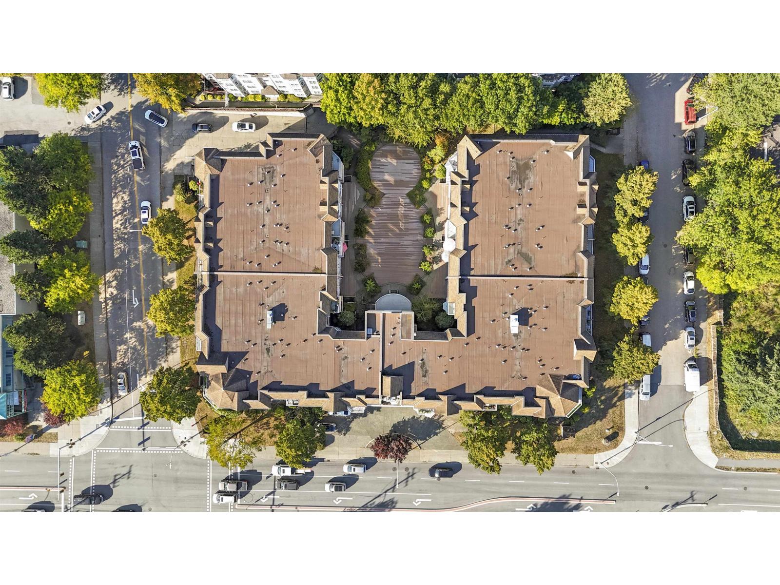 316 12101 80 Avenue, Surrey, British Columbia  V3W 5V6 - Photo 3 - R3049360