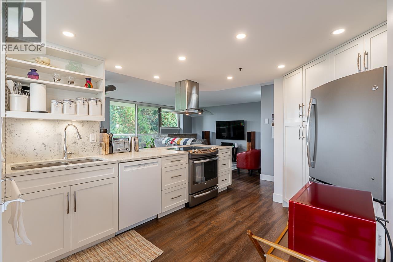 402 728 Farrow Street, Coquitlam, British Columbia  V3J 3S6 - Photo 10 - R3058057