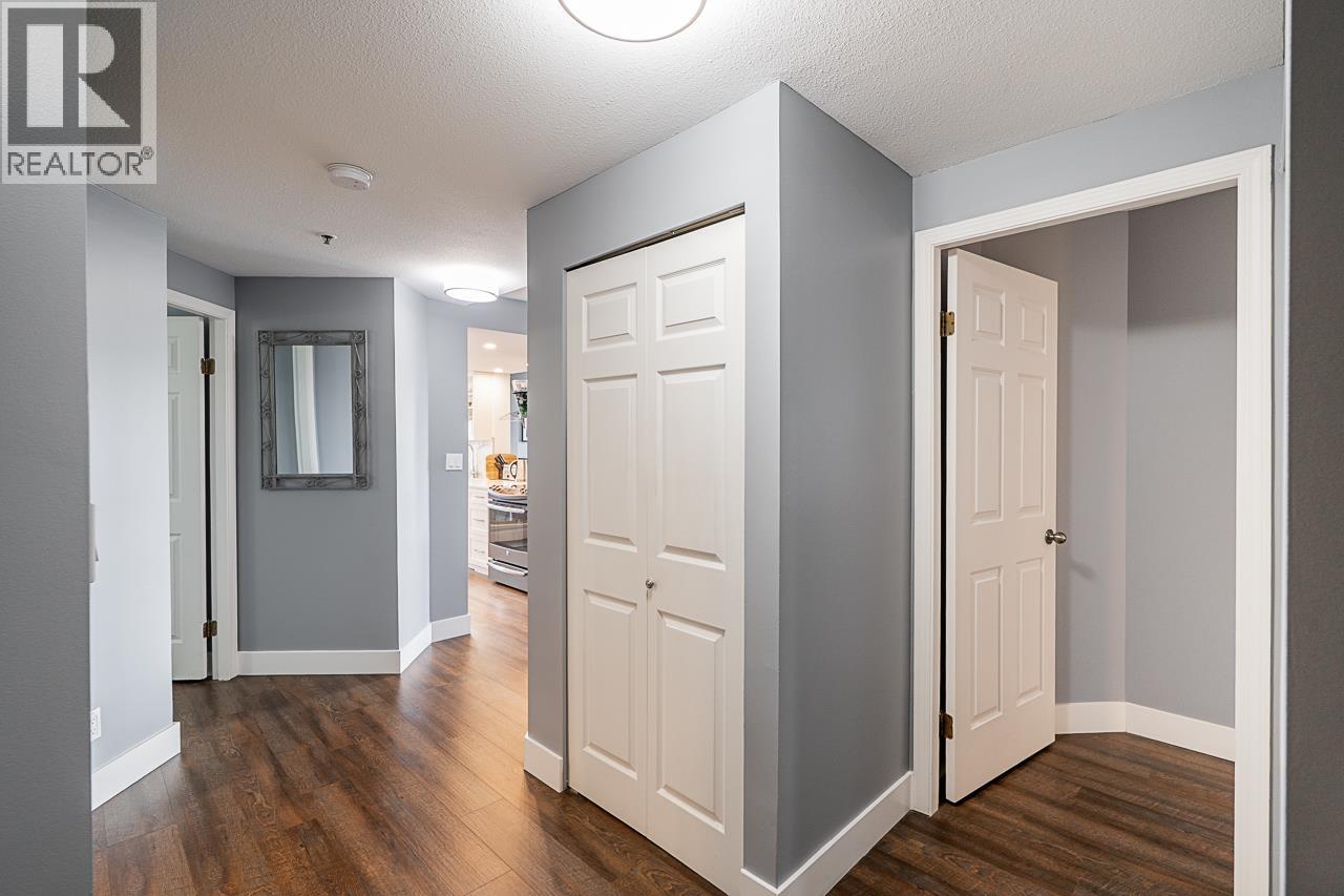 402 728 Farrow Street, Coquitlam, British Columbia  V3J 3S6 - Photo 5 - R3058057