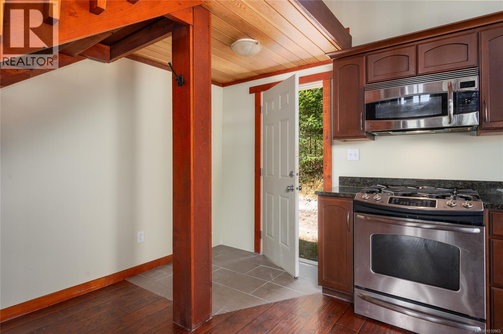 Property at 2031 Waring Rd image 5