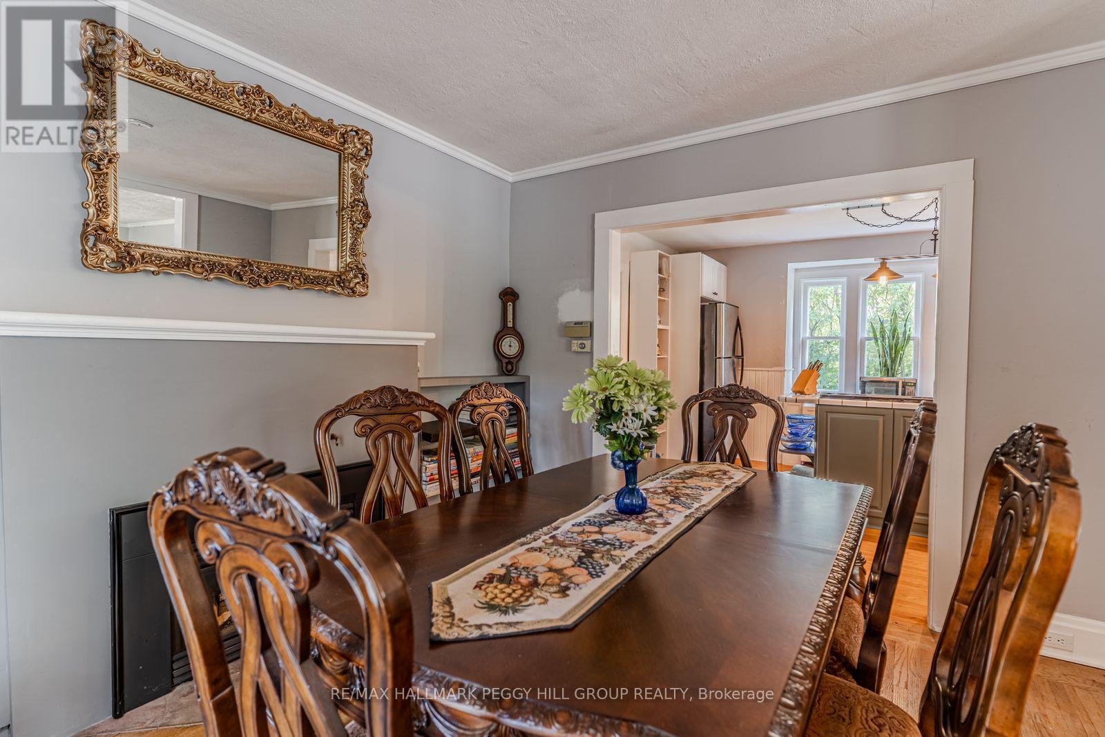 66 Richard Street, Tay, Ontario  L0K 2A0 - Photo 9 - S12465840