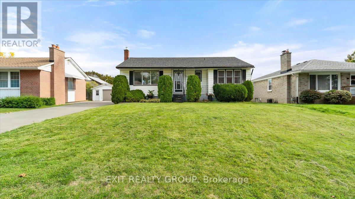 39 SECOND AVENUE, Quinte West, Ontario