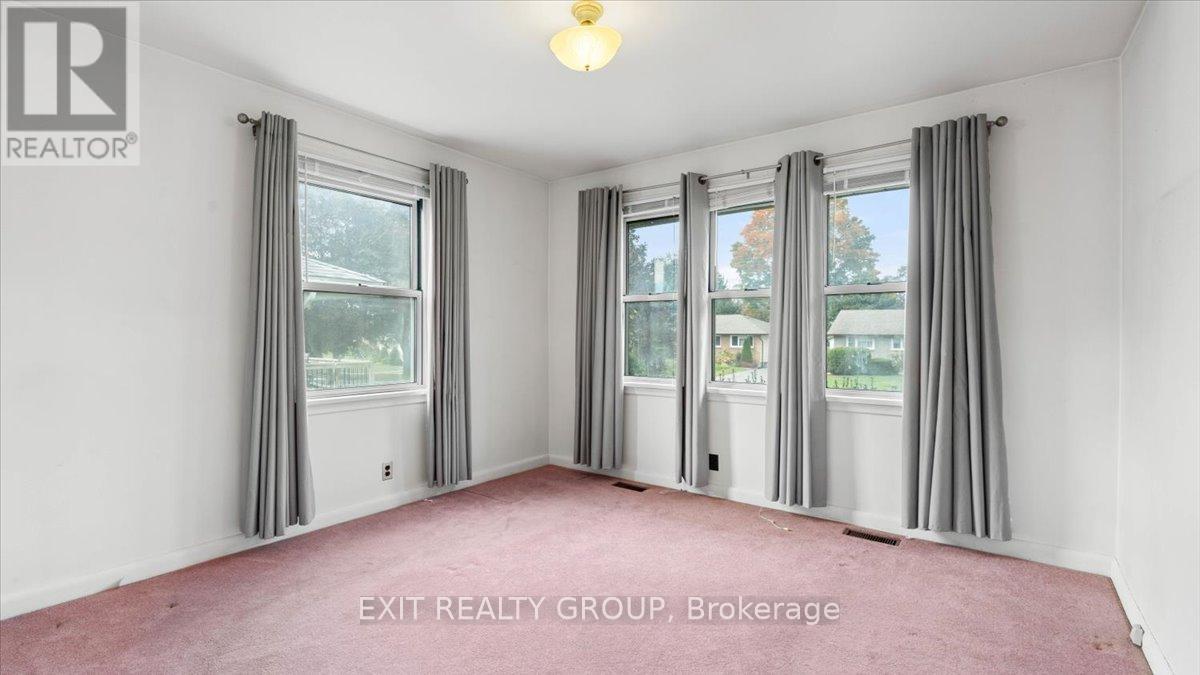 39 Second Avenue, Quinte West, Ontario  K8V 5M5 - Photo 9 - X12465902