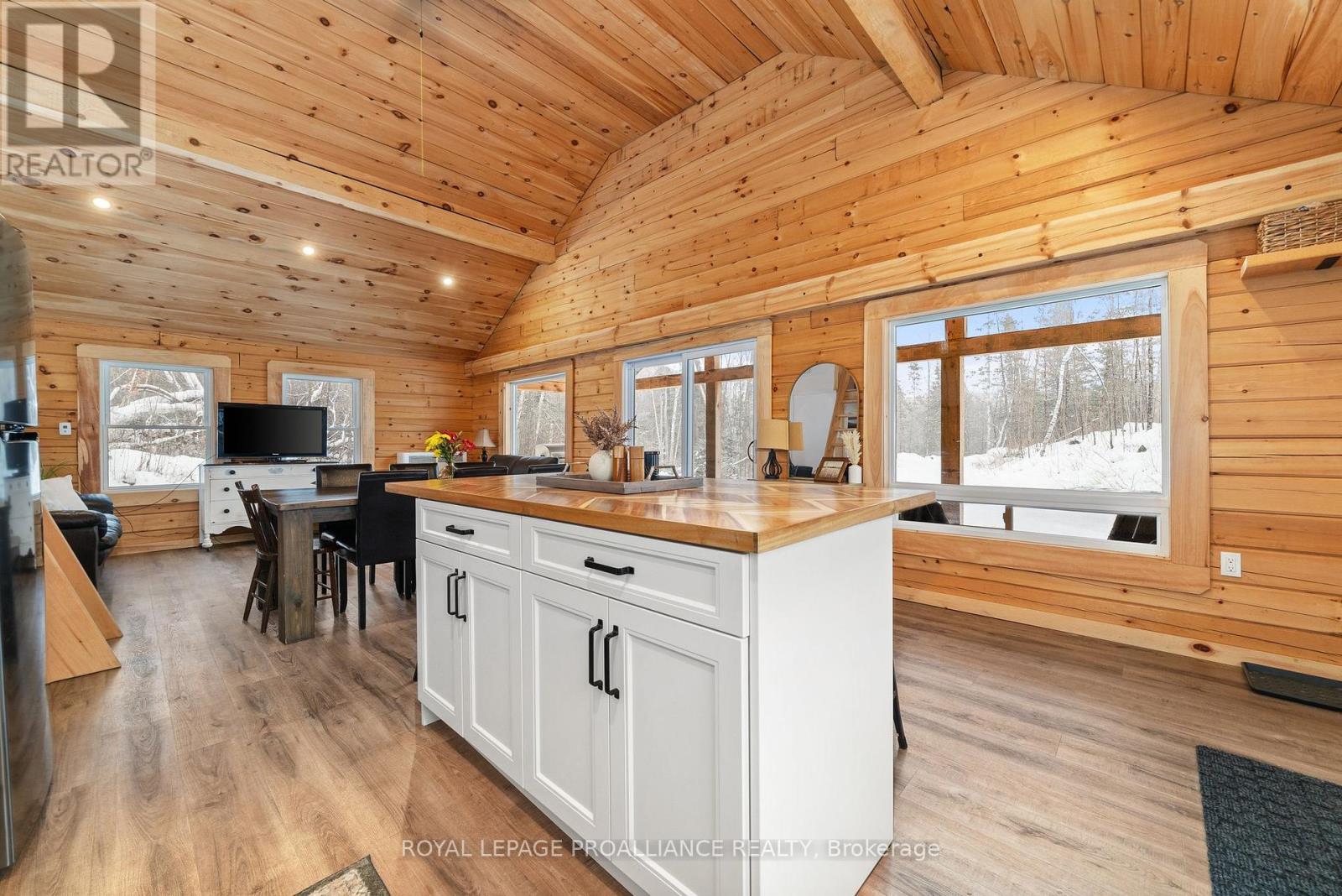 34 Elm Lane, Tudor And Cashel, Ontario  K0L 1W0 - Photo 11 - X12465965