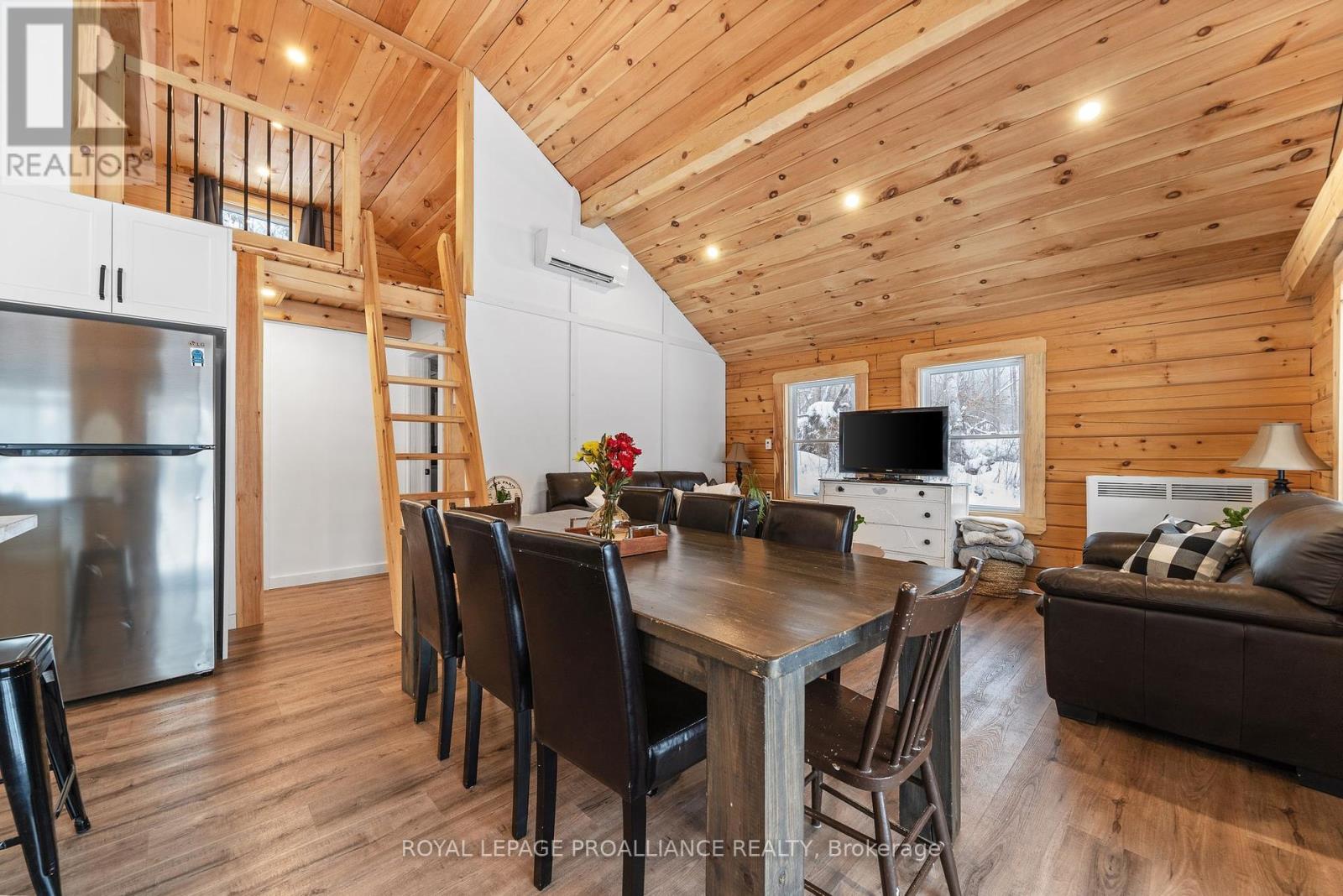 34 Elm Lane, Tudor And Cashel, Ontario  K0L 1W0 - Photo 14 - X12465965