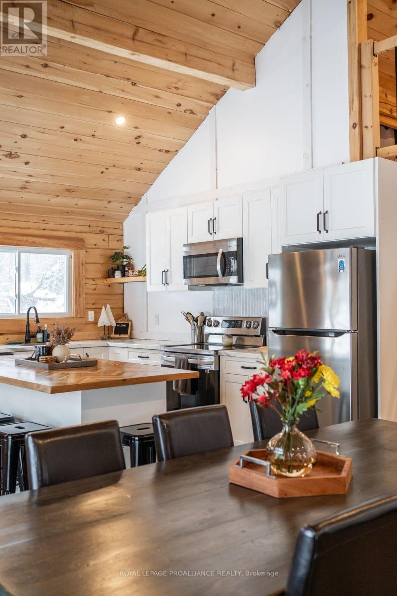 34 Elm Lane, Tudor And Cashel, Ontario  K0L 1W0 - Photo 15 - X12465965