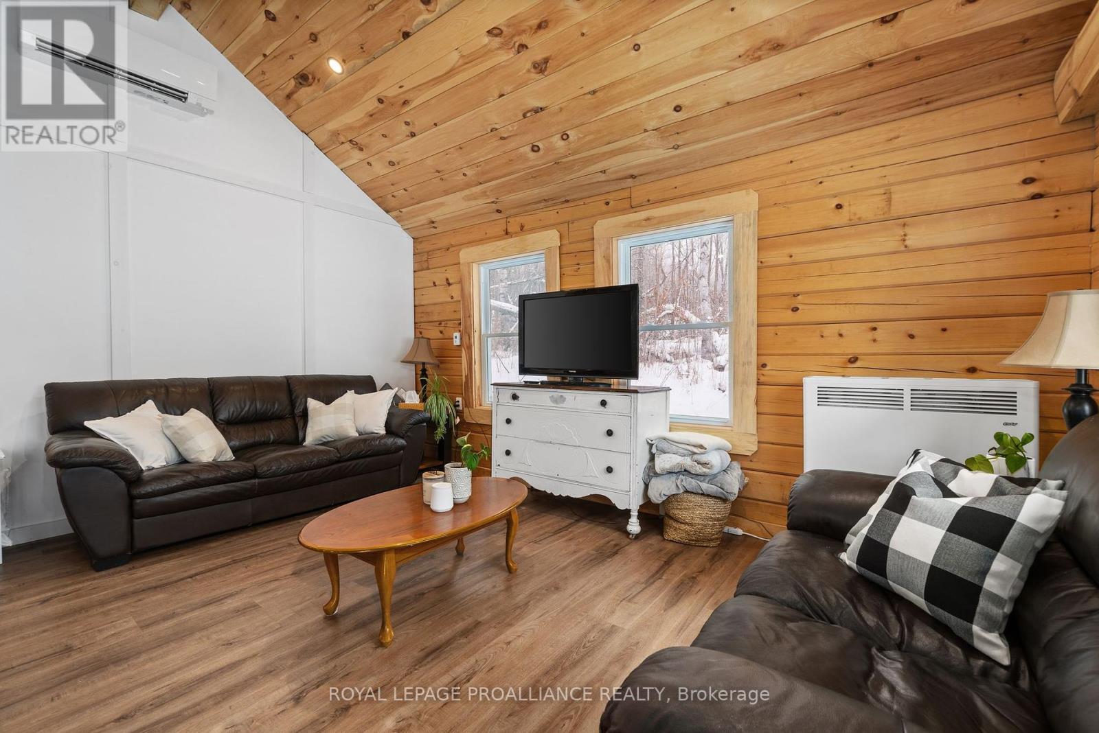 34 Elm Lane, Tudor And Cashel, Ontario  K0L 1W0 - Photo 18 - X12465965