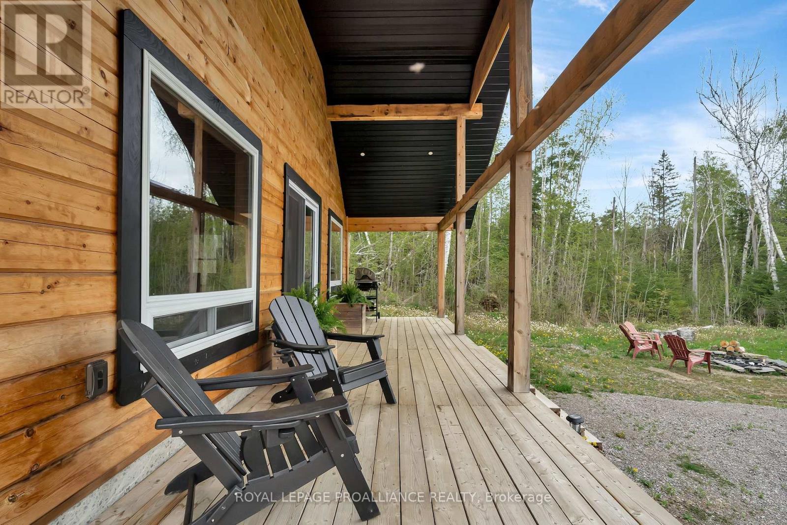 34 Elm Lane, Tudor And Cashel, Ontario  K0L 1W0 - Photo 2 - X12465965