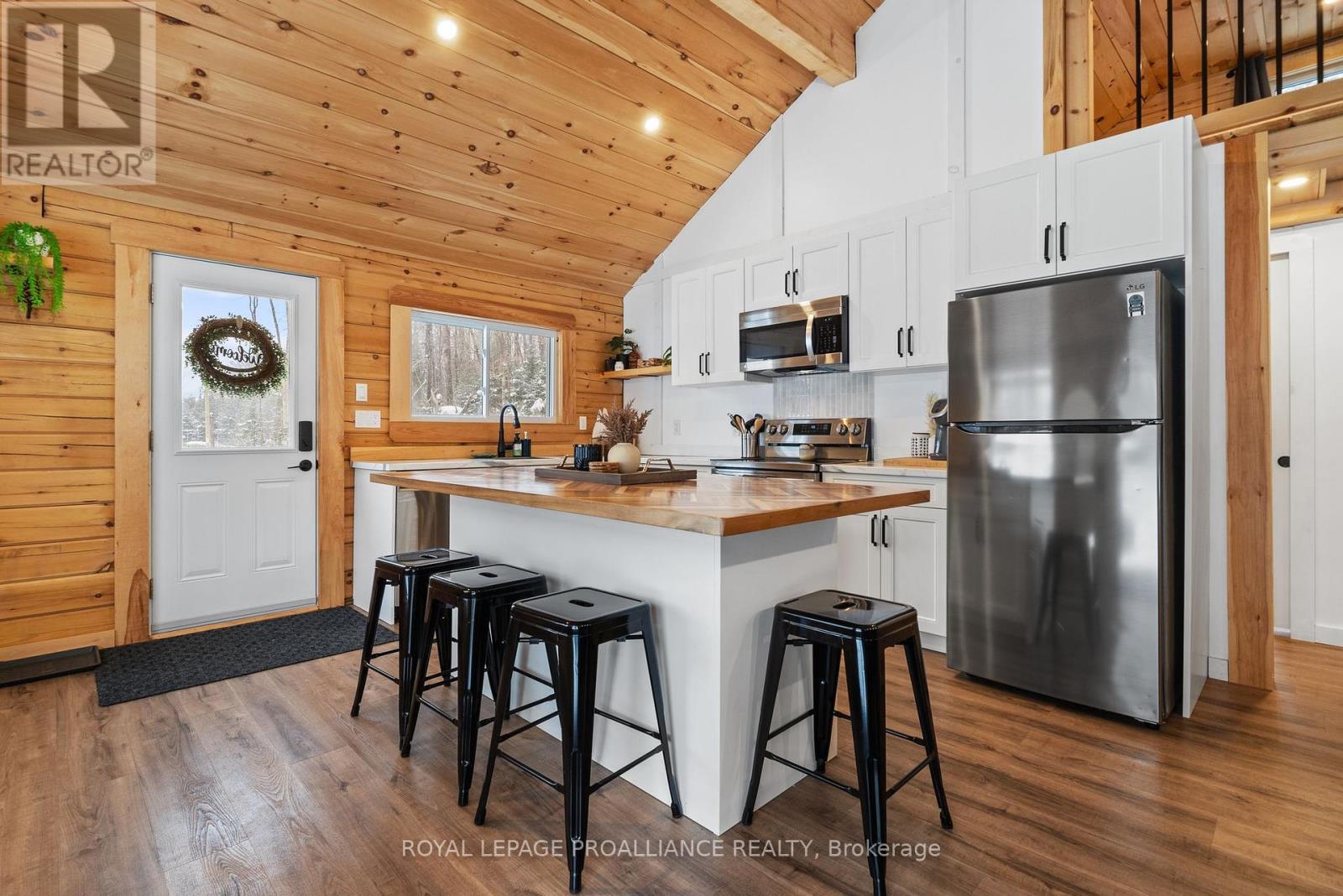 34 Elm Lane, Tudor And Cashel, Ontario  K0L 1W0 - Photo 7 - X12465965