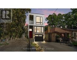 39 KENWORTHY AVENUE, Toronto, Ontario