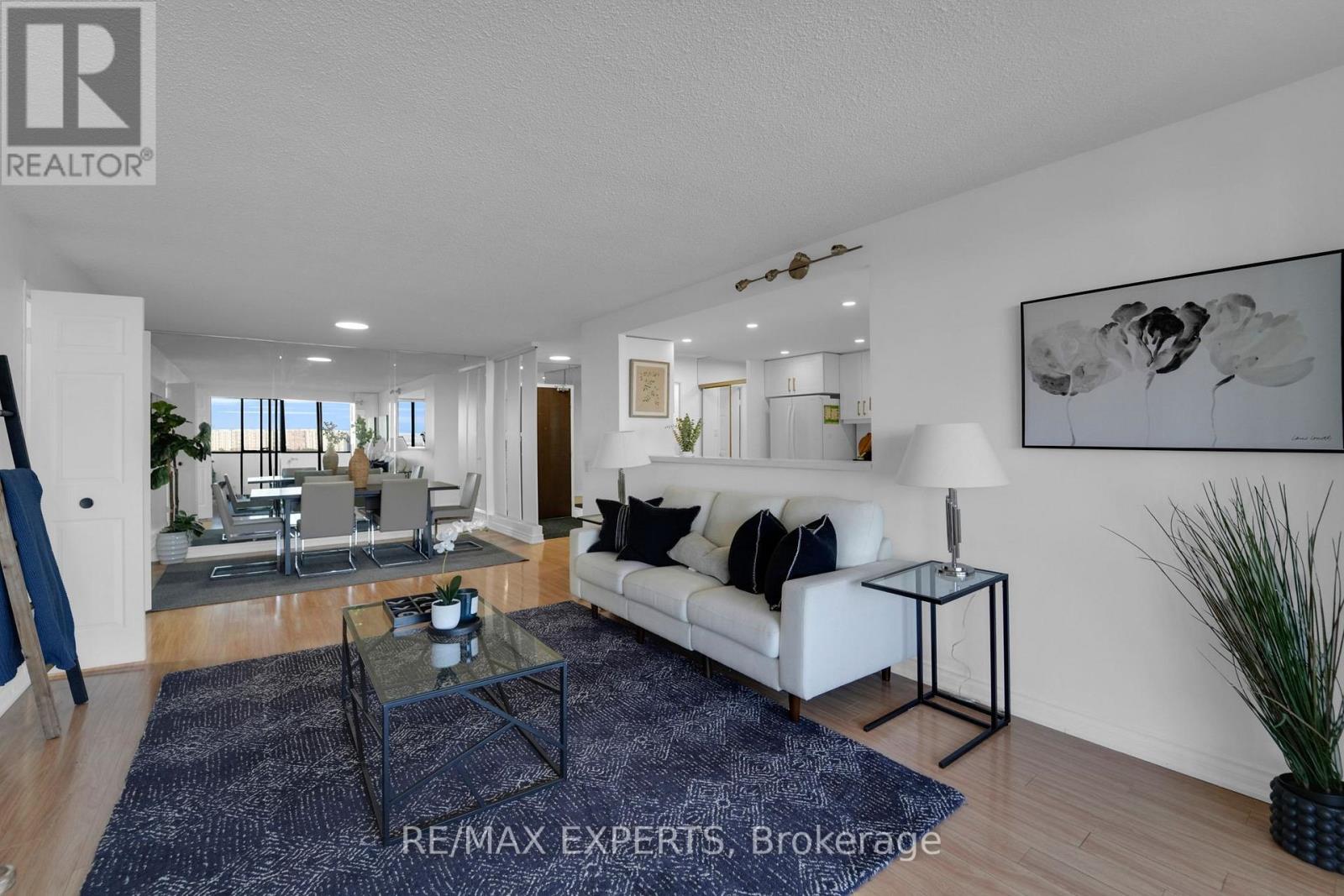 1811 - 2350 Bridletowne Circle, Toronto (L'amoreaux), Ontario  M1W 3E6 - Photo 7 - E12465656