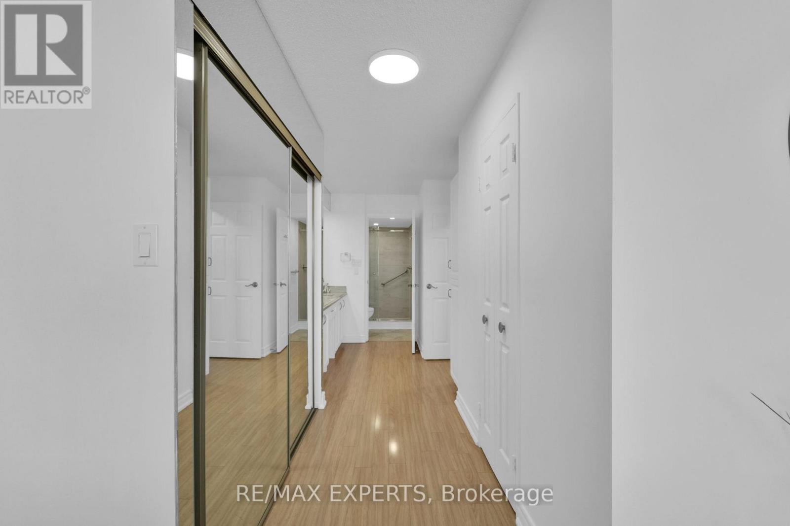 1811 - 2350 Bridletowne Circle, Toronto (L'amoreaux), Ontario  M1W 3E6 - Photo 5 - E12465656