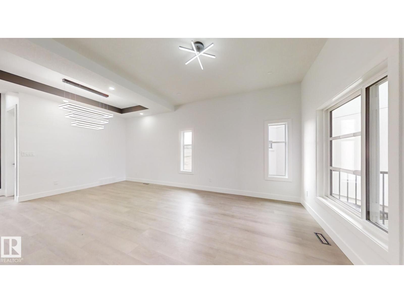 Property at 1707 18 ST NW image 5