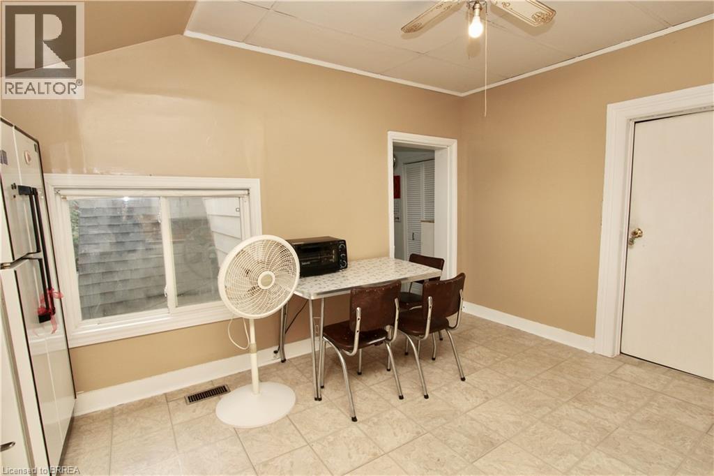 179 Market Street Unit# Upper, Brantford, Ontario  N3T 3A6 - Photo 14 - 40779654