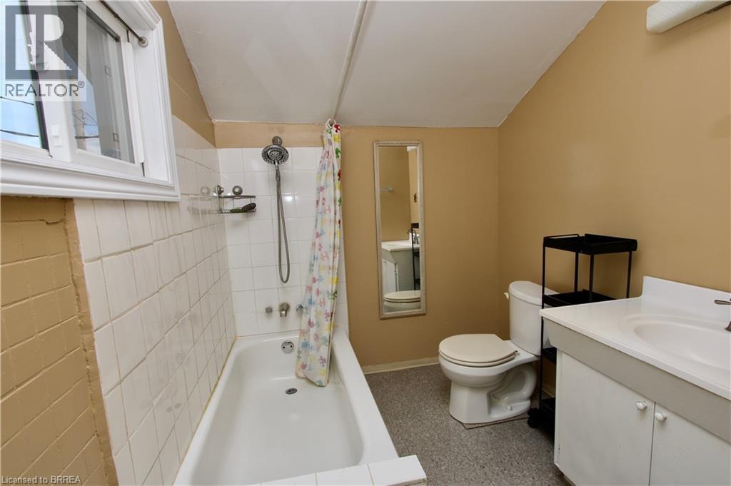179 Market Street Unit# Upper, Brantford, Ontario  N3T 3A6 - Photo 19 - 40779654