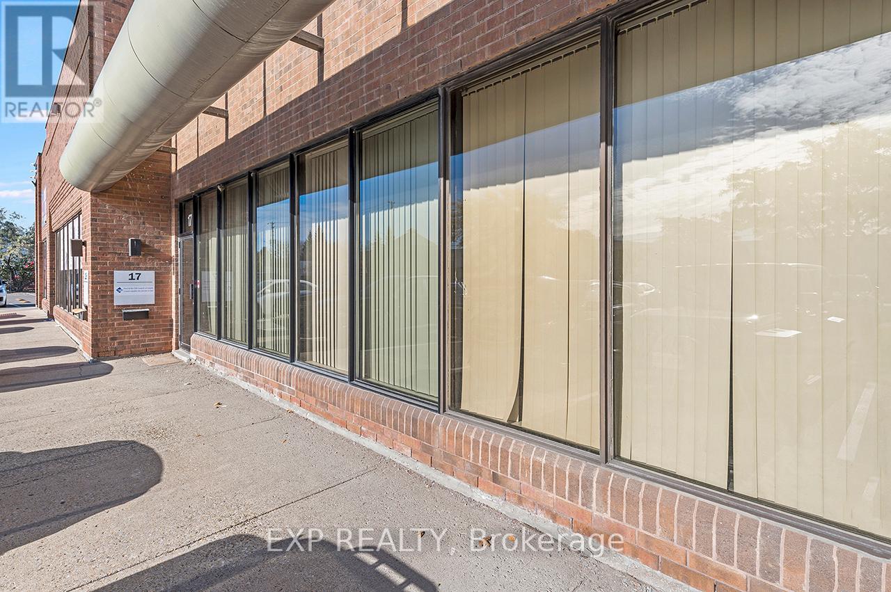 17 - 5775 Atlantic Drive, Mississauga, Ontario  L4W 4P3 - Photo 2 - W12463954