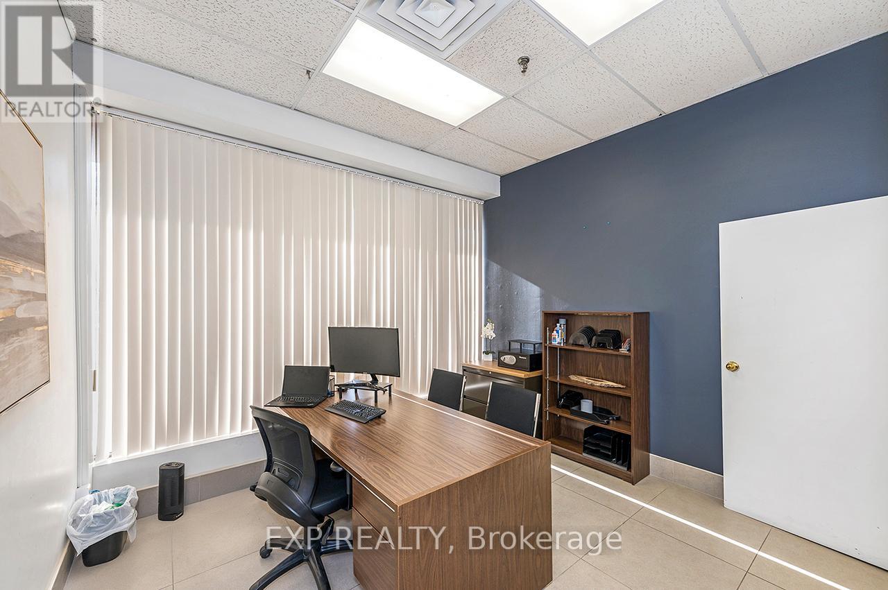 17 - 5775 Atlantic Drive, Mississauga, Ontario  L4W 4P3 - Photo 8 - W12463954