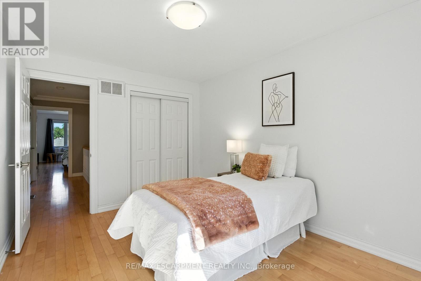 219 Delta Street, Toronto, Ontario  M8W 4E7 - Photo 28 - W12465814