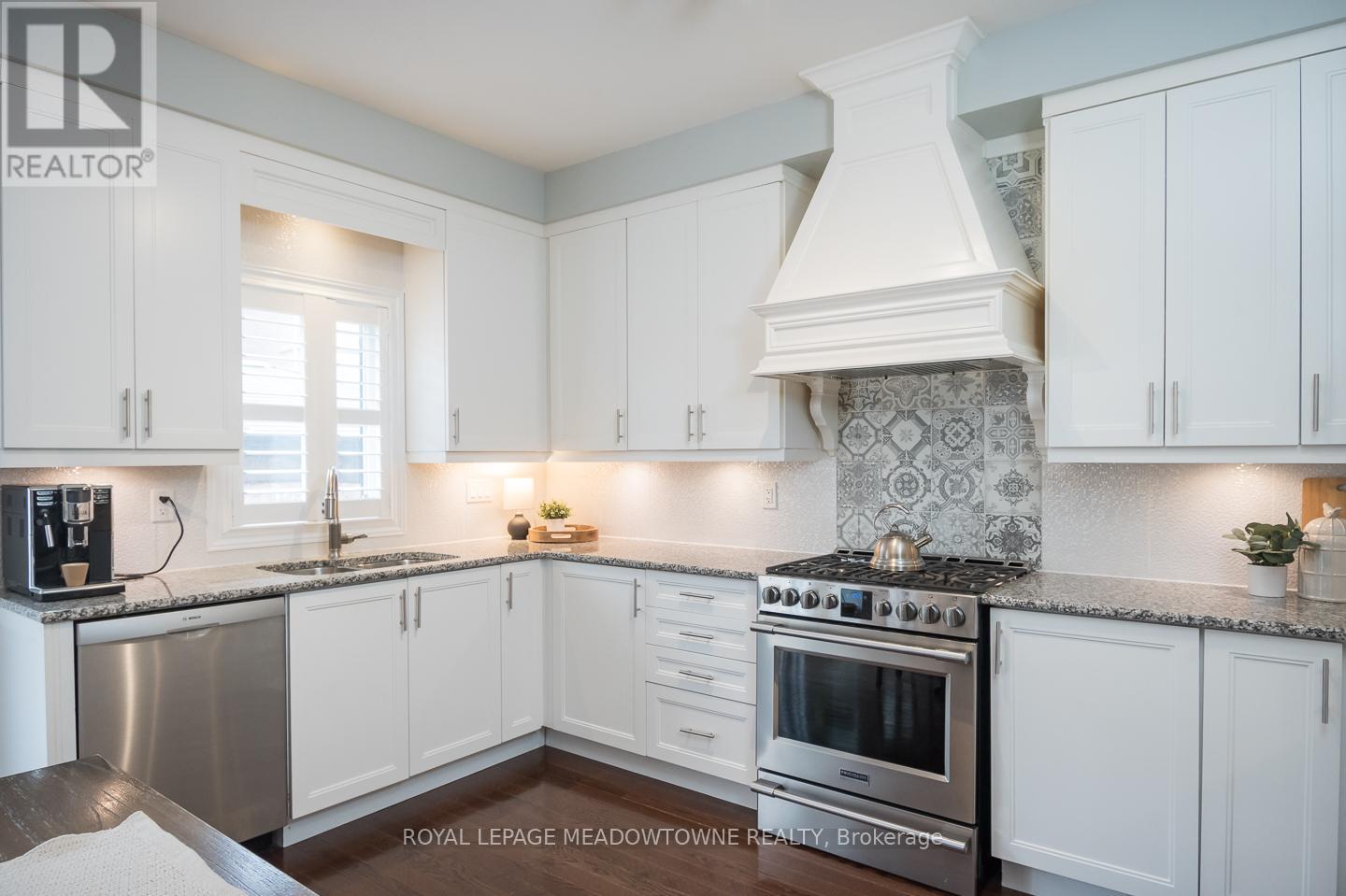 476 Mcgibbon Drive, Milton, Ontario  L9T 5K7 - Photo 9 - W12465836