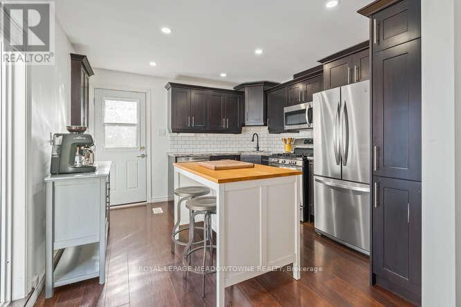 284 Ivon Avenue, Hamilton, Ontario  L8H 5T2 - Photo 11 - X12465659