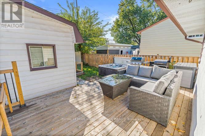 284 Ivon Avenue, Hamilton, Ontario  L8H 5T2 - Photo 28 - X12465659