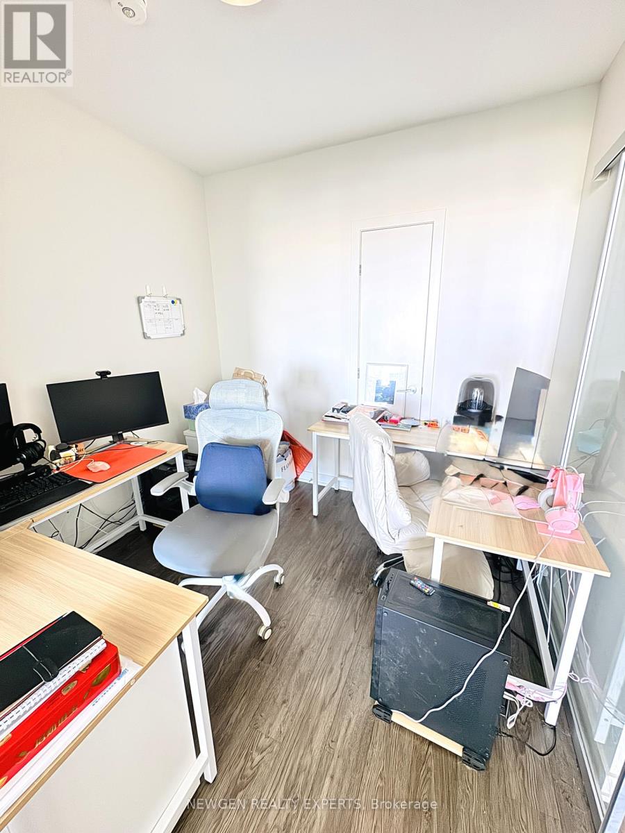 1220 - 212 King William Street, Hamilton, Ontario  L8R 0A7 - Photo 8 - X12465812