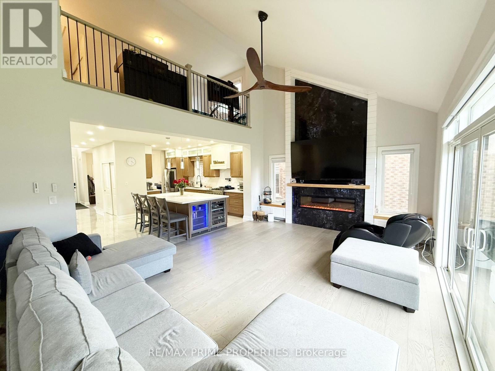 9337 White Oak Avenue, Niagara Falls, Ontario  L2G 3R6 - Photo 17 - X12465822
