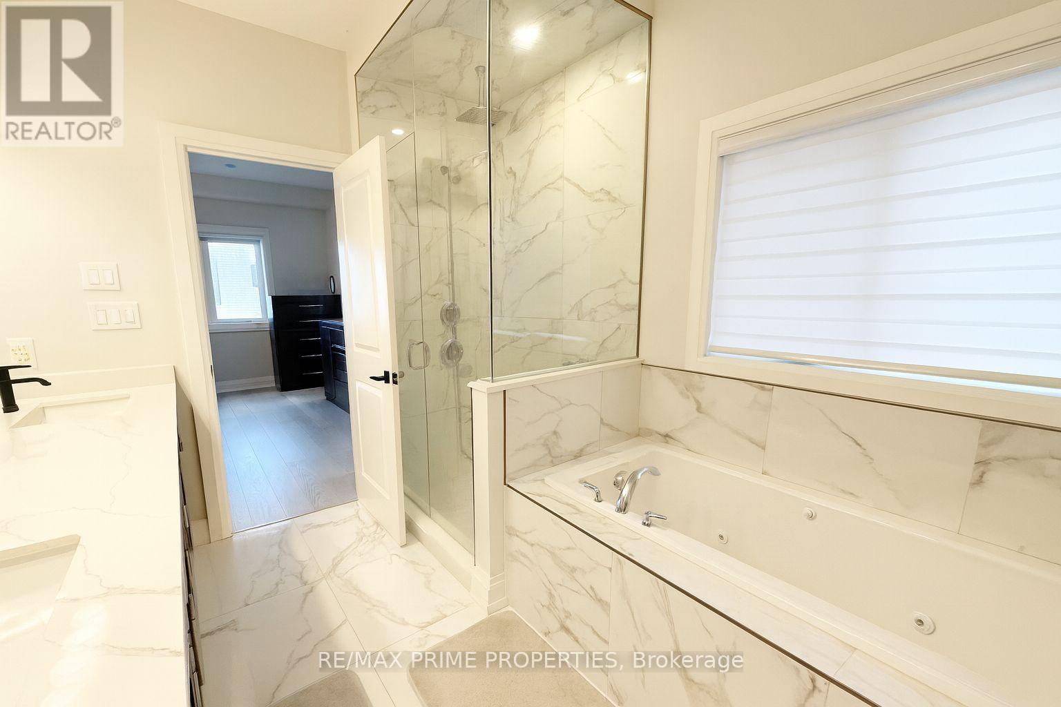 9337 White Oak Avenue, Niagara Falls, Ontario  L2G 3R6 - Photo 23 - X12465822