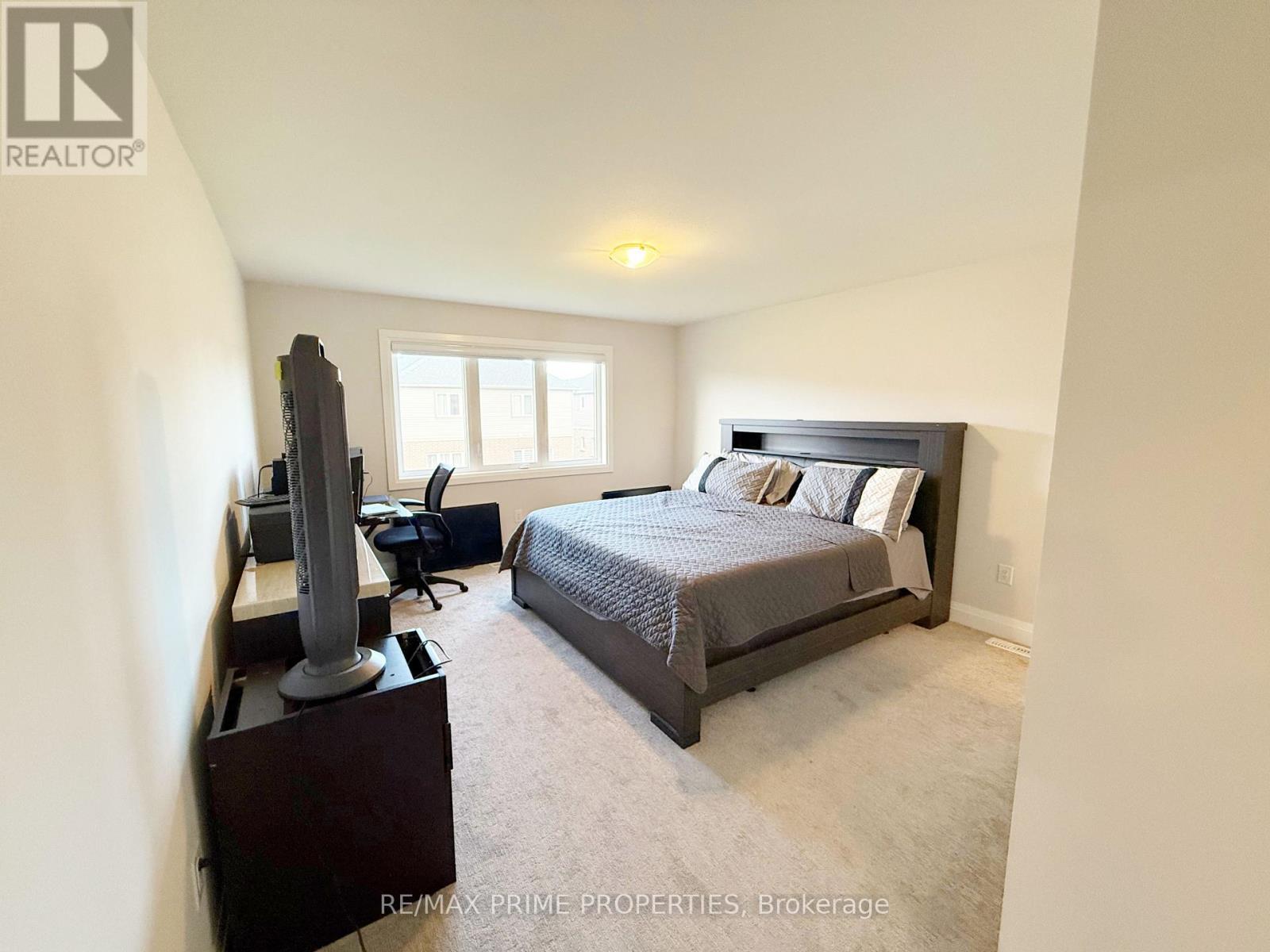 9337 White Oak Avenue, Niagara Falls, Ontario  L2G 3R6 - Photo 29 - X12465822