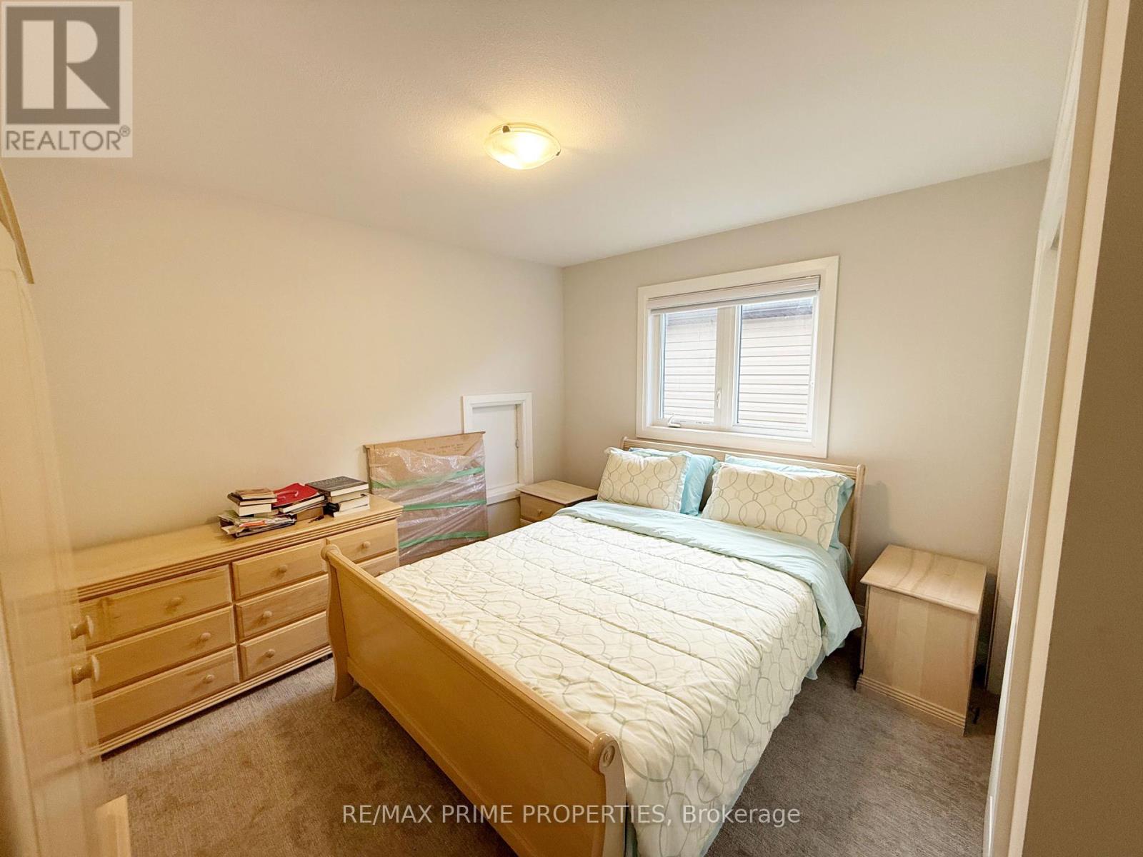 9337 White Oak Avenue, Niagara Falls, Ontario  L2G 3R6 - Photo 33 - X12465822