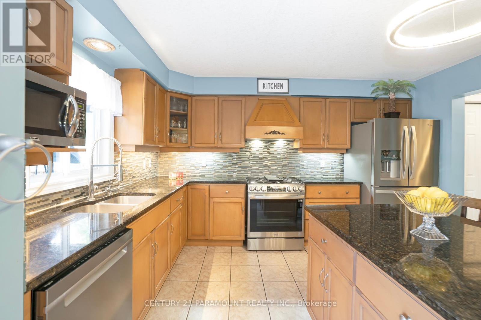 109 Hampson Crescent, Guelph/eramosa, Ontario  N0B 2K0 - Photo 12 - X12465824