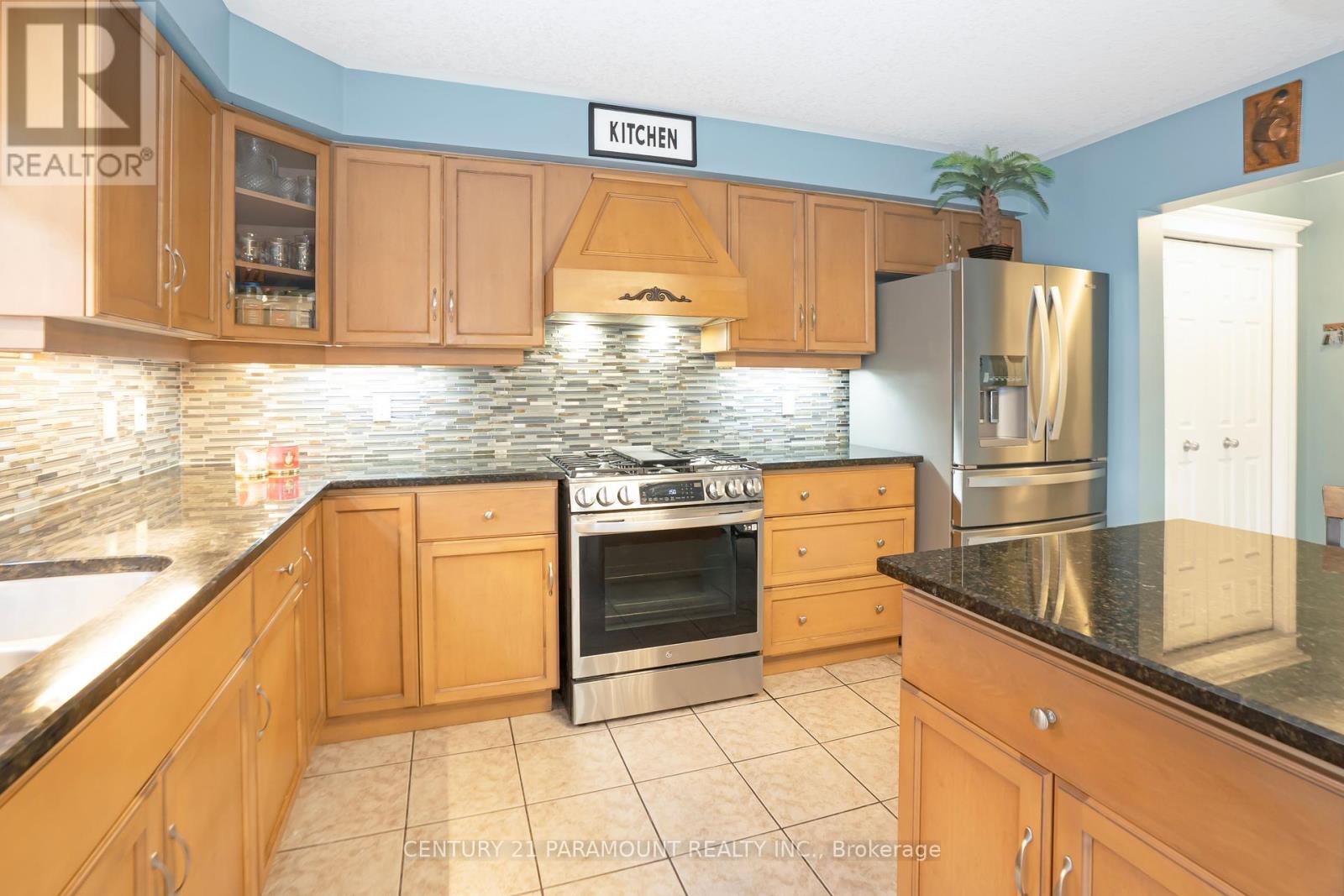 109 Hampson Crescent, Guelph/eramosa, Ontario  N0B 2K0 - Photo 14 - X12465824
