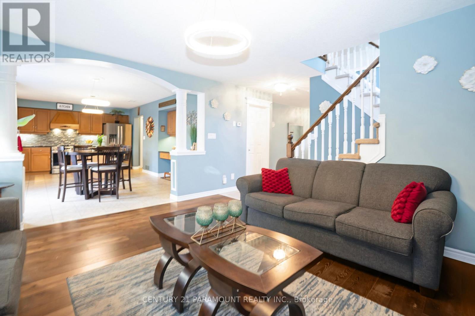 109 Hampson Crescent, Guelph/eramosa, Ontario  N0B 2K0 - Photo 8 - X12465824
