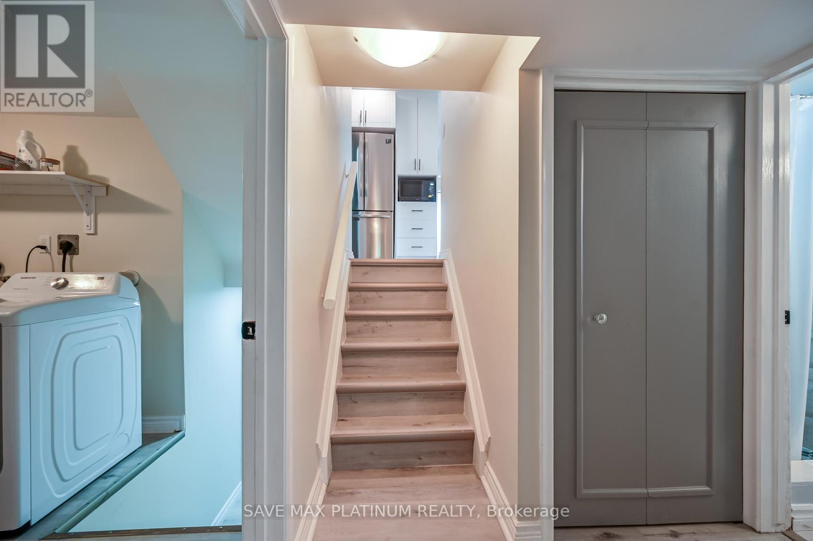 18 Gardenia Court, Hamilton, Ontario  L8K 3X6 - Photo 36 - X12465838