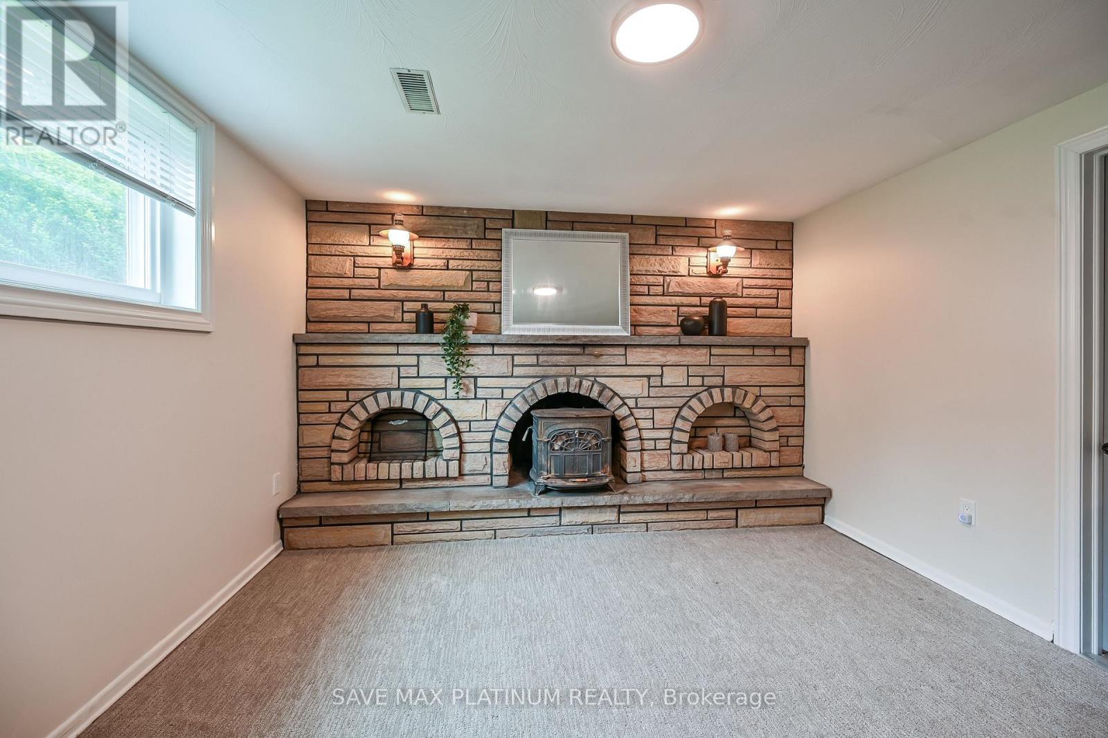18 Gardenia Court, Hamilton, Ontario  L8K 3X6 - Photo 39 - X12465838