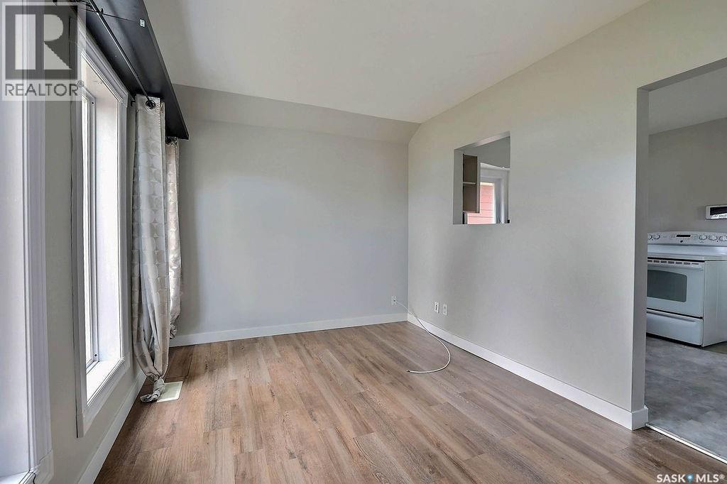 155 Mcintyre Street, Regina, Saskatchewan  S4R 2L5 - Photo 3 - SK020901