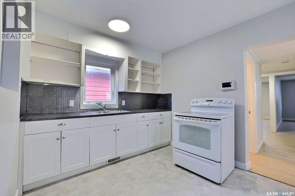 155 Mcintyre Street, Regina, Saskatchewan  S4R 2L5 - Photo 6 - SK020901