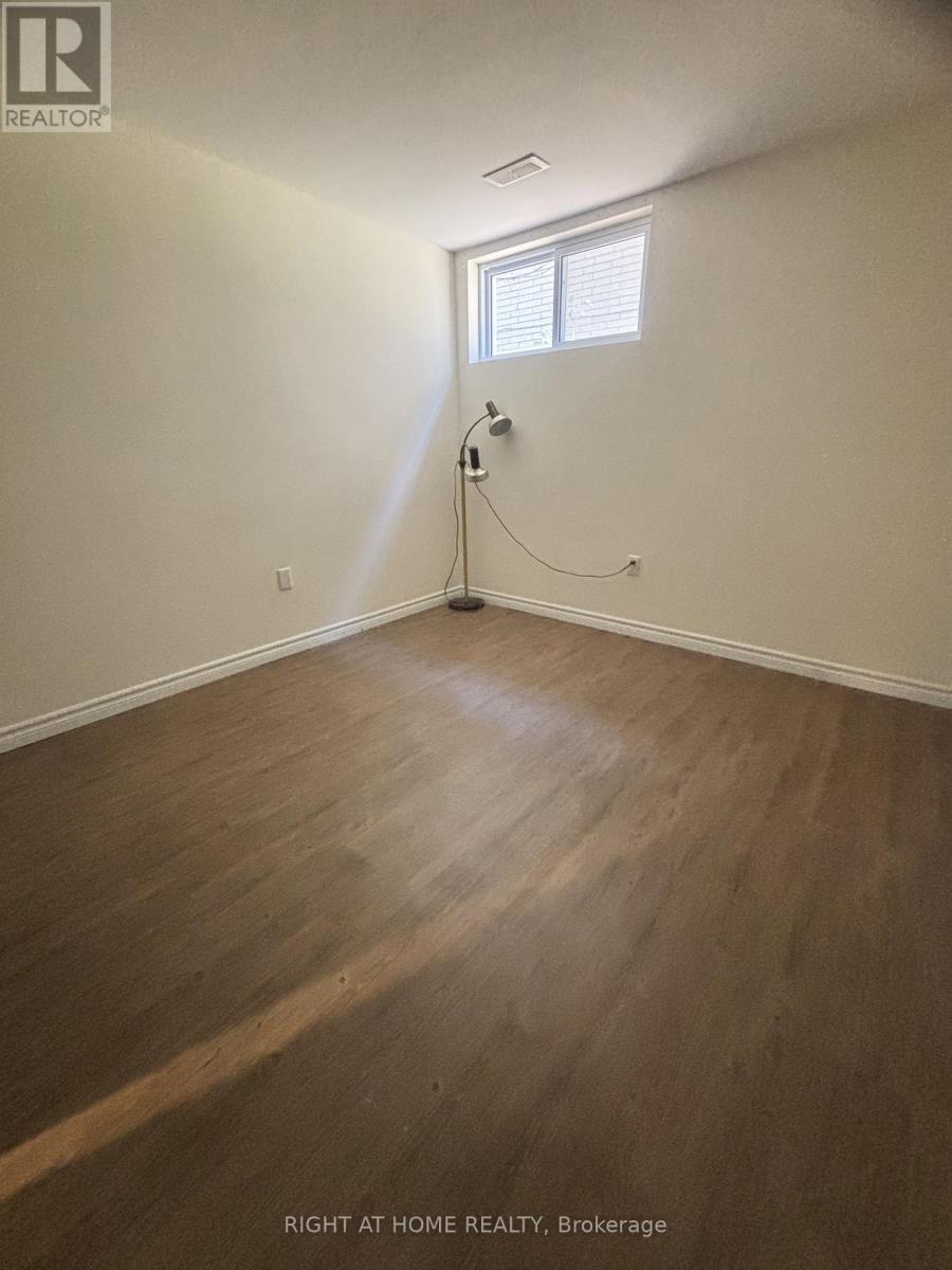 Bsmt - 350 Hillcroft Street, Oshawa (O'neill), Ontario  L1G 2M2 - Photo 32 - E12455691