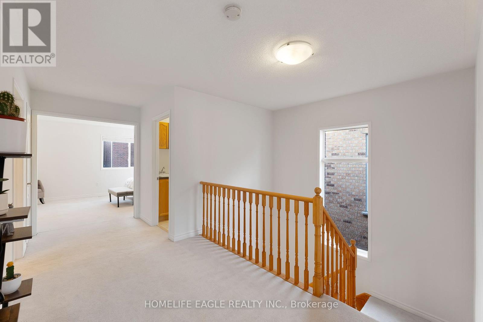 90 Barnwood Drive, Richmond Hill, Ontario  L4E 5A2 - Photo 14 - N12395217