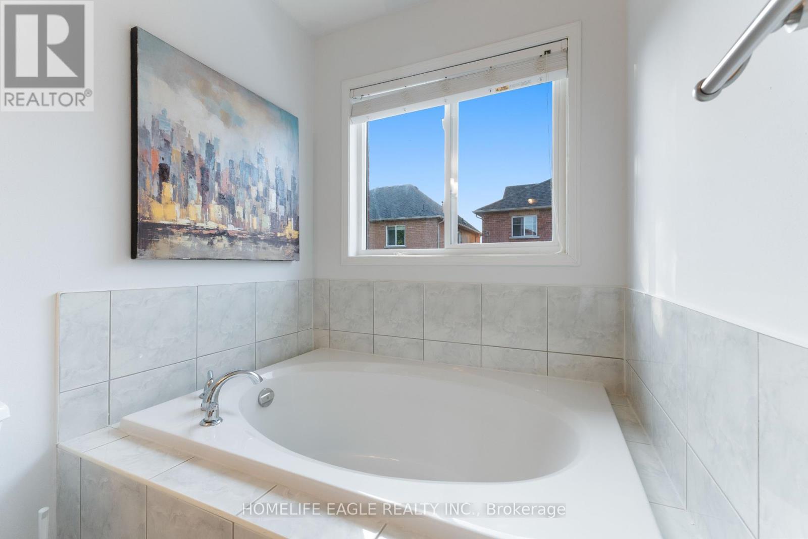 90 Barnwood Drive, Richmond Hill, Ontario  L4E 5A2 - Photo 27 - N12395217