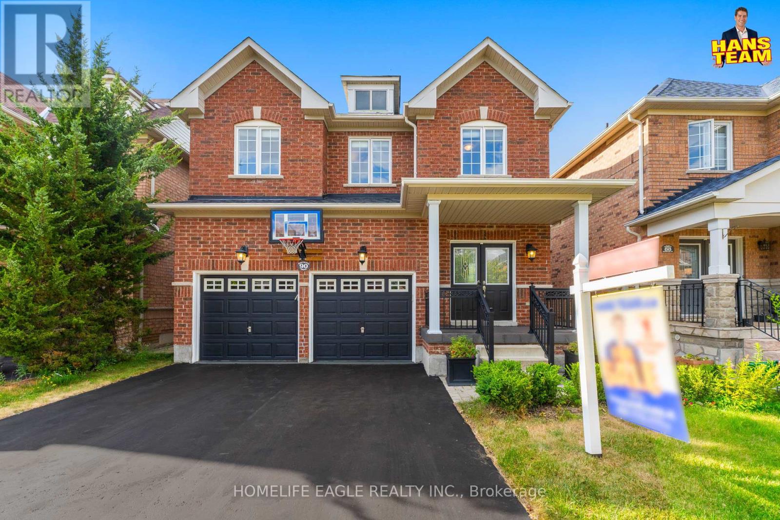 90 BARNWOOD DRIVE, Richmond Hill, Ontario