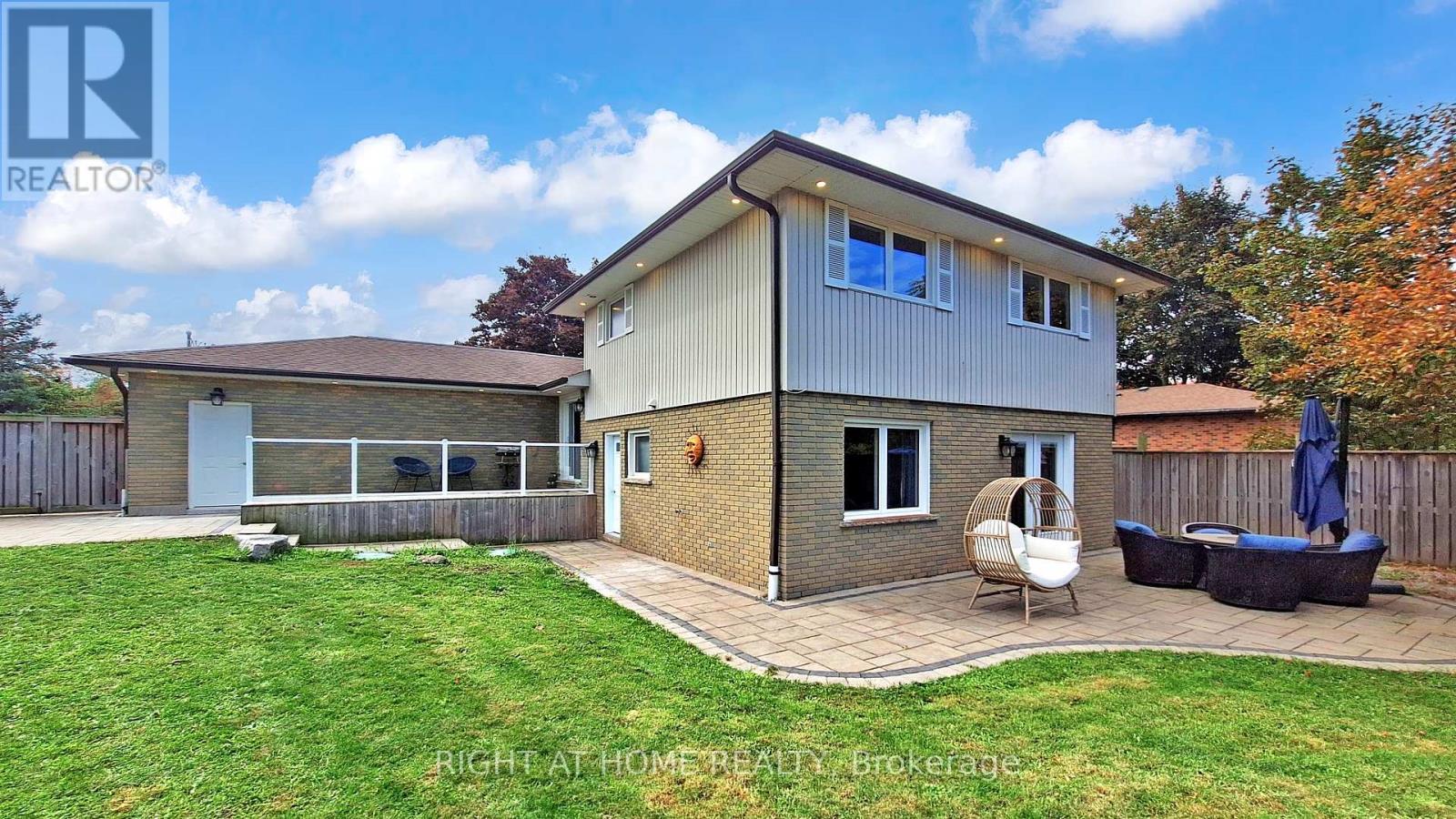 5 Glendale Avenue, Essa, Ontario  L0L 2N0 - Photo 40 - N12465428