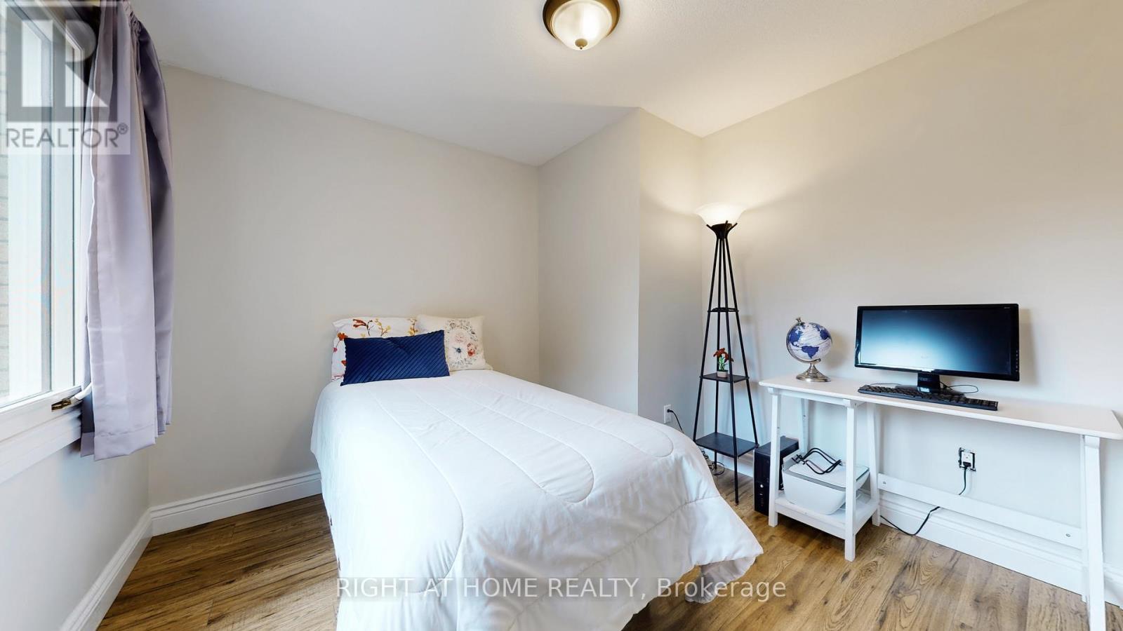 5 Glendale Avenue, Essa, Ontario  L0L 2N0 - Photo 25 - N12465428