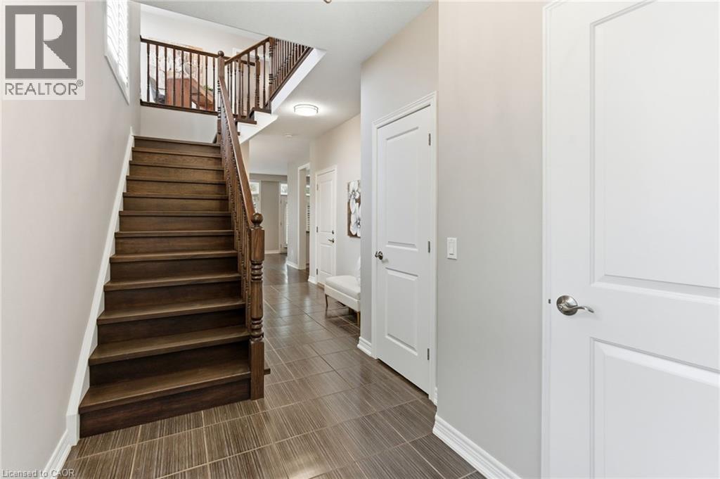 5056 New Street Unit# 1, Burlington, Ontario  L7L 0H4 - Photo 4 - 40779593