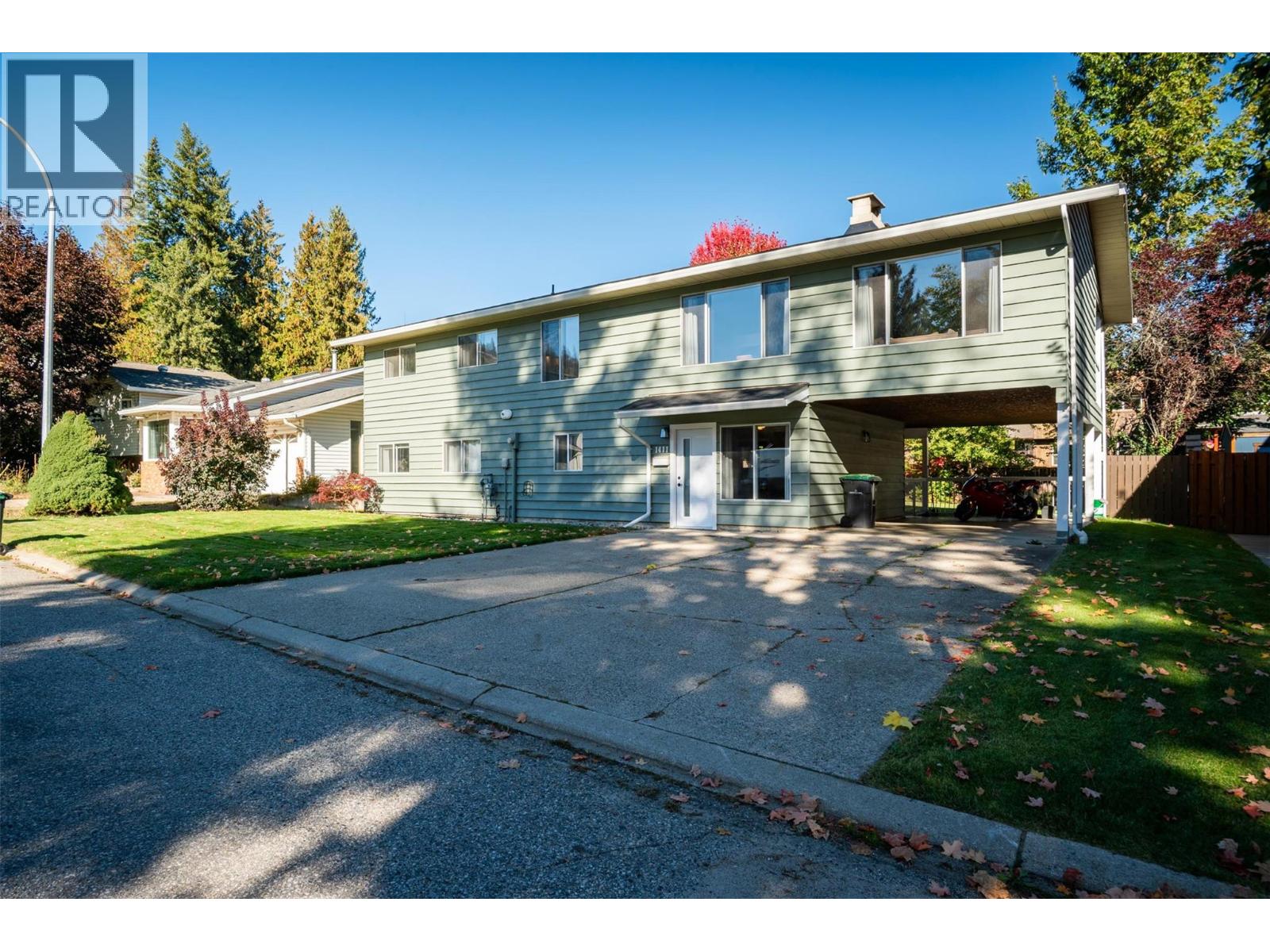1411 Highland Drive, Castlegar, British Columbia